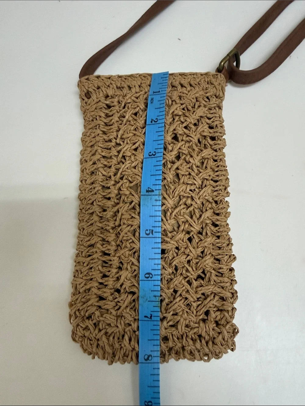 Sun & Sand Woven Straw Crossbody Phone Bag - Brown